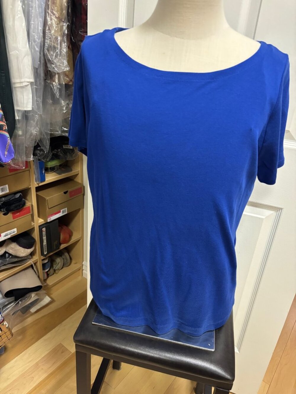 Deep Royal blue scoop neck short sleeve T